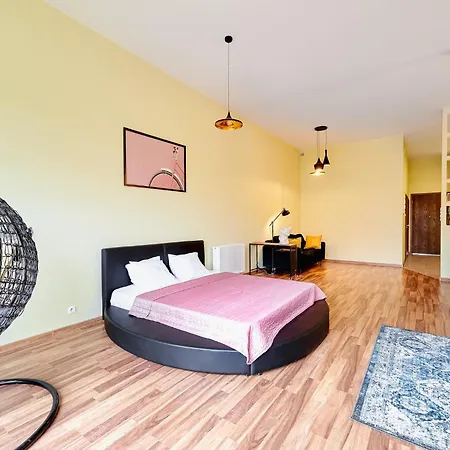 Lumina Loft Tymienieckiego With A View Of The Lake Lodz  Exterior photo
