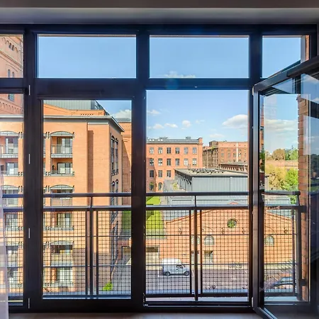 Lumina Loft Tymienieckiego With A View Of The Lake Lodz  Exterior photo