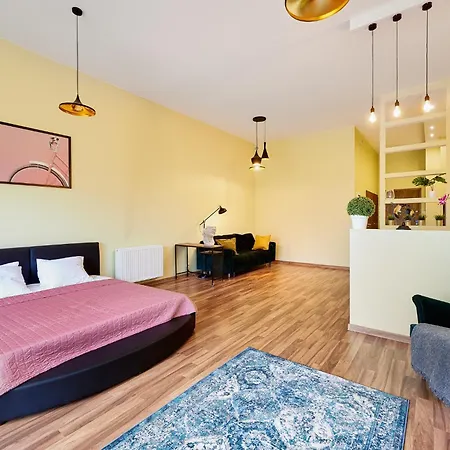 Lumina Loft Tymienieckiego With A View Of The Lake Lodz  Exterior photo