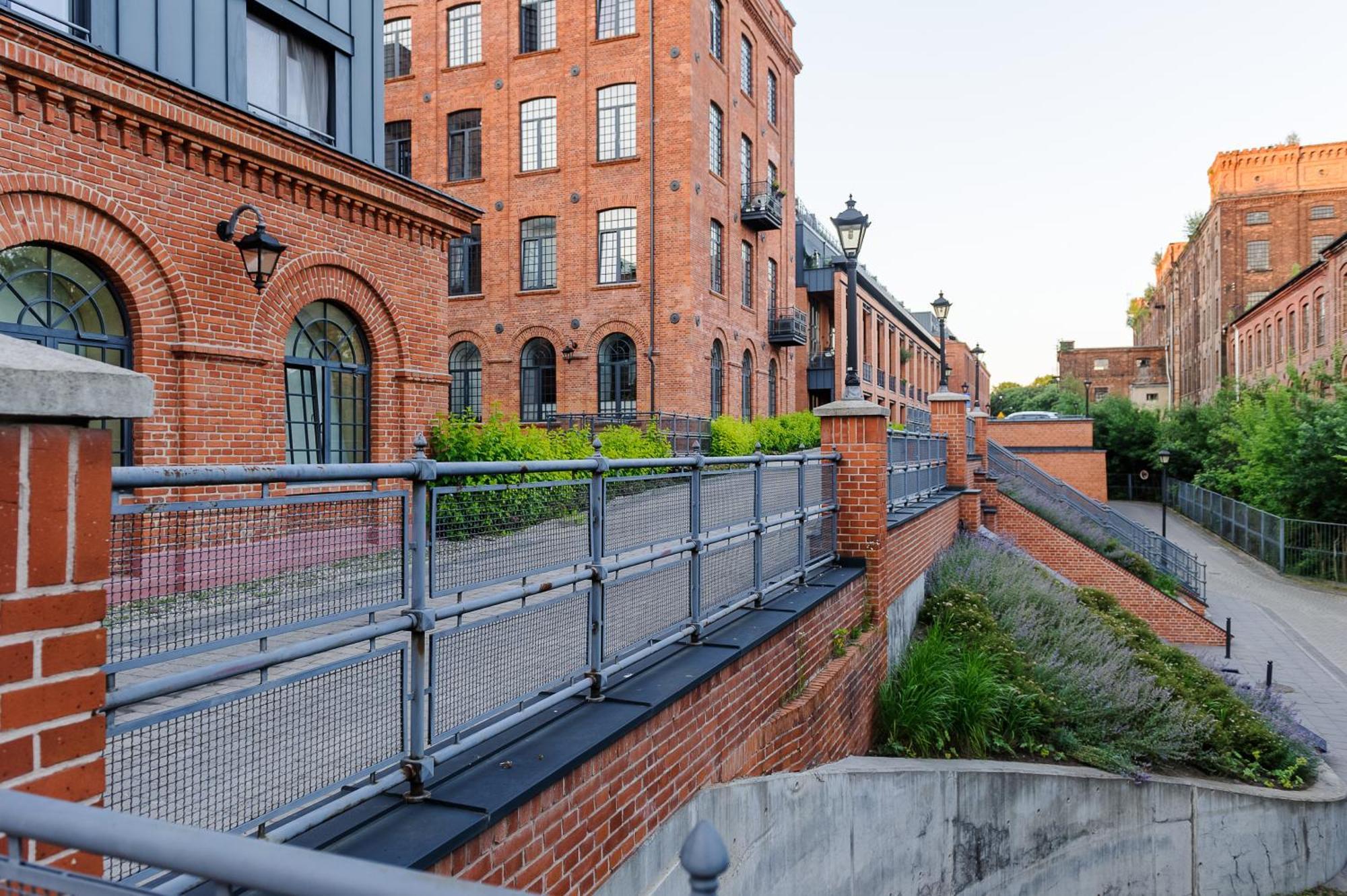 Lumina Loft Tymienieckiego With A View Of The Lodz (Lodz)