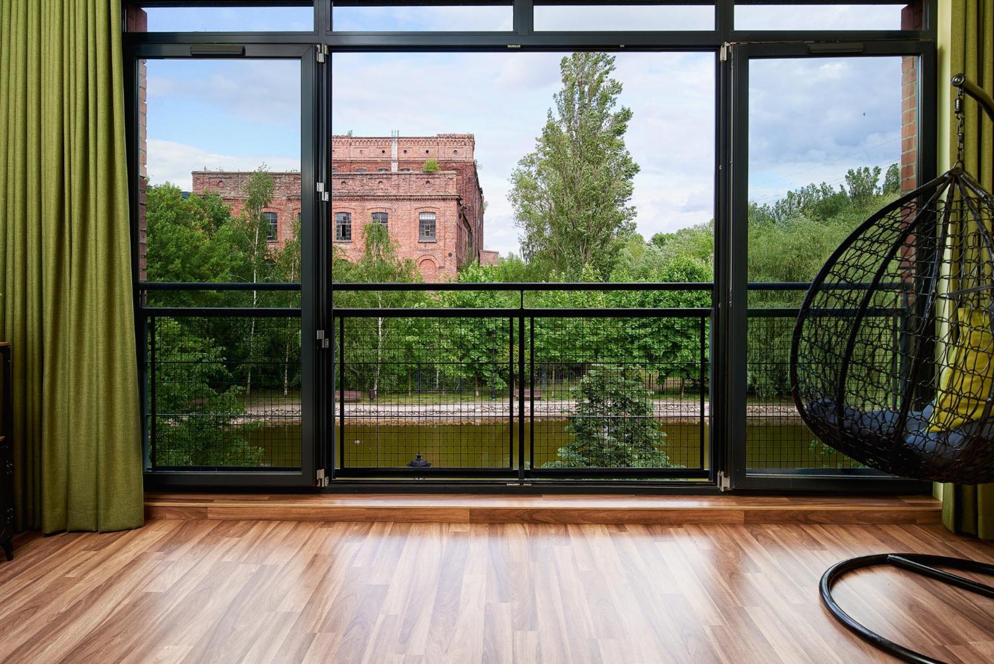 Apartment Lumina Loft Tymienieckiego With A View Of The